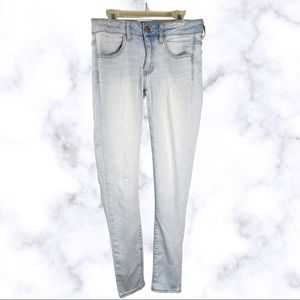 American Eagle Super Stretch Light Wash Denim Jegging Jean
